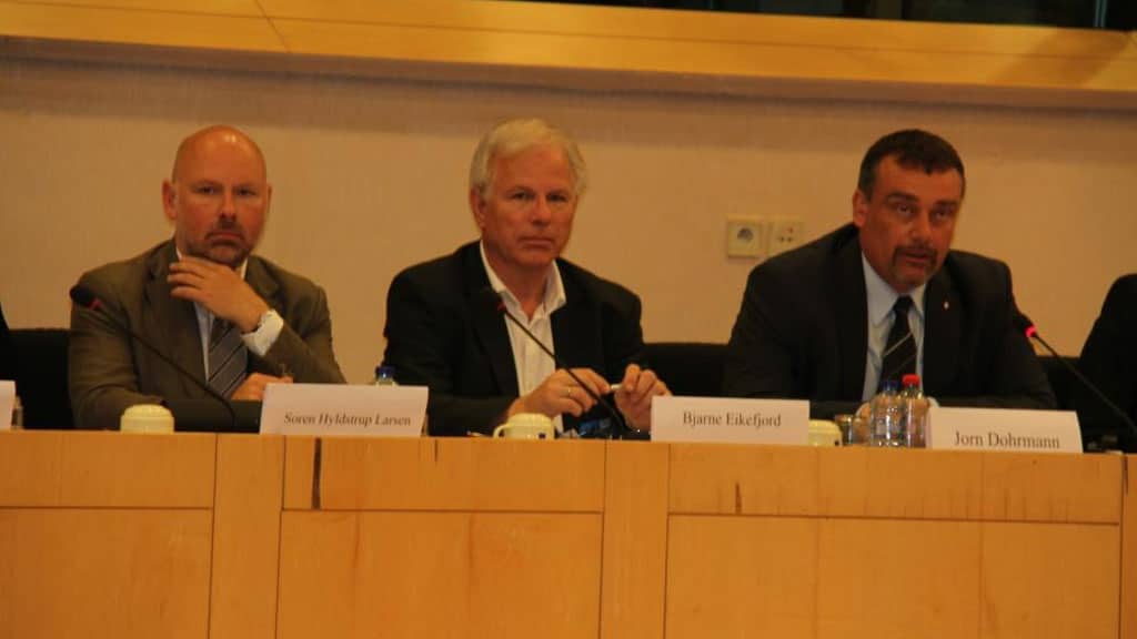 Bjarne Eikefjord på møte i EU-kommisjonen