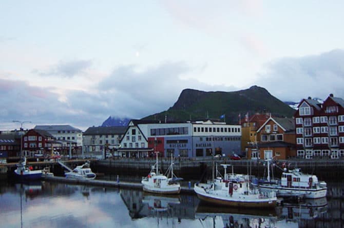 Fiskebåter i Lofoten