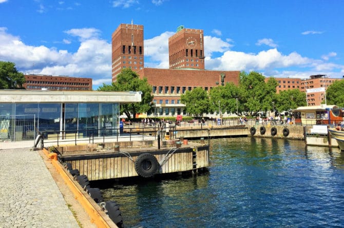 Stor byggeaktivitet inne i det kommende Fisketorget ved Rådhuskaia i Oslo. Åpning i løpet av sommeren 2017