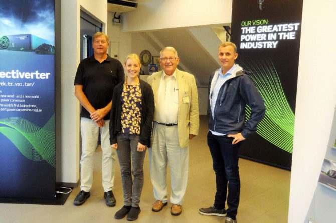 Fra venstre Odd Roar Schmidt (Eltek), Elisabeth Abildgaard (Statnett), Professor Tore M. Undeland (NTNU) og Trond Salater (NEK)